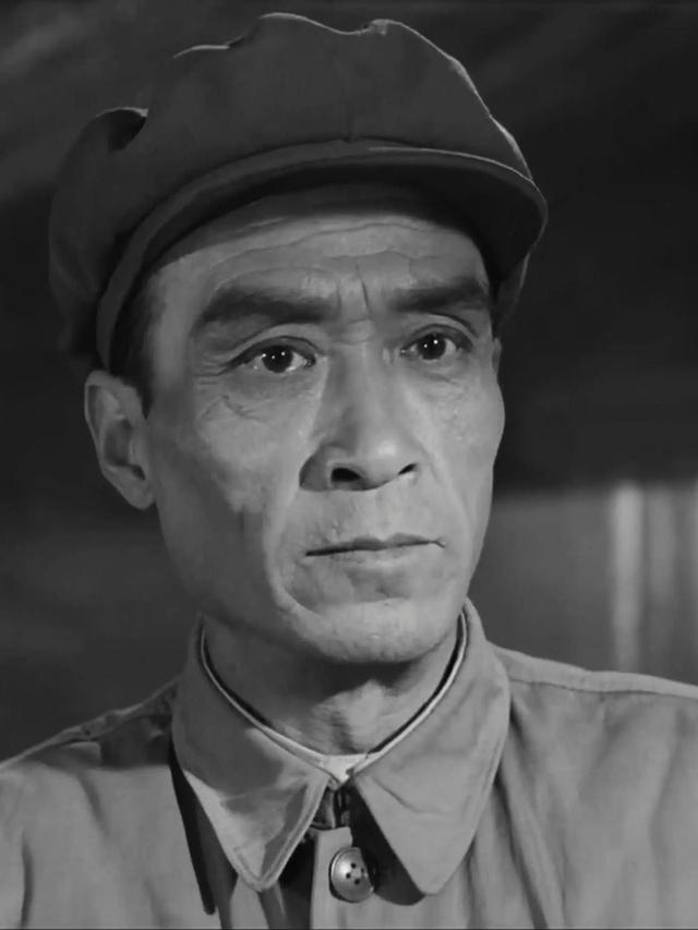 原来他早已离世!临终只留给妻子200块,妻子为其一句话守寡到老