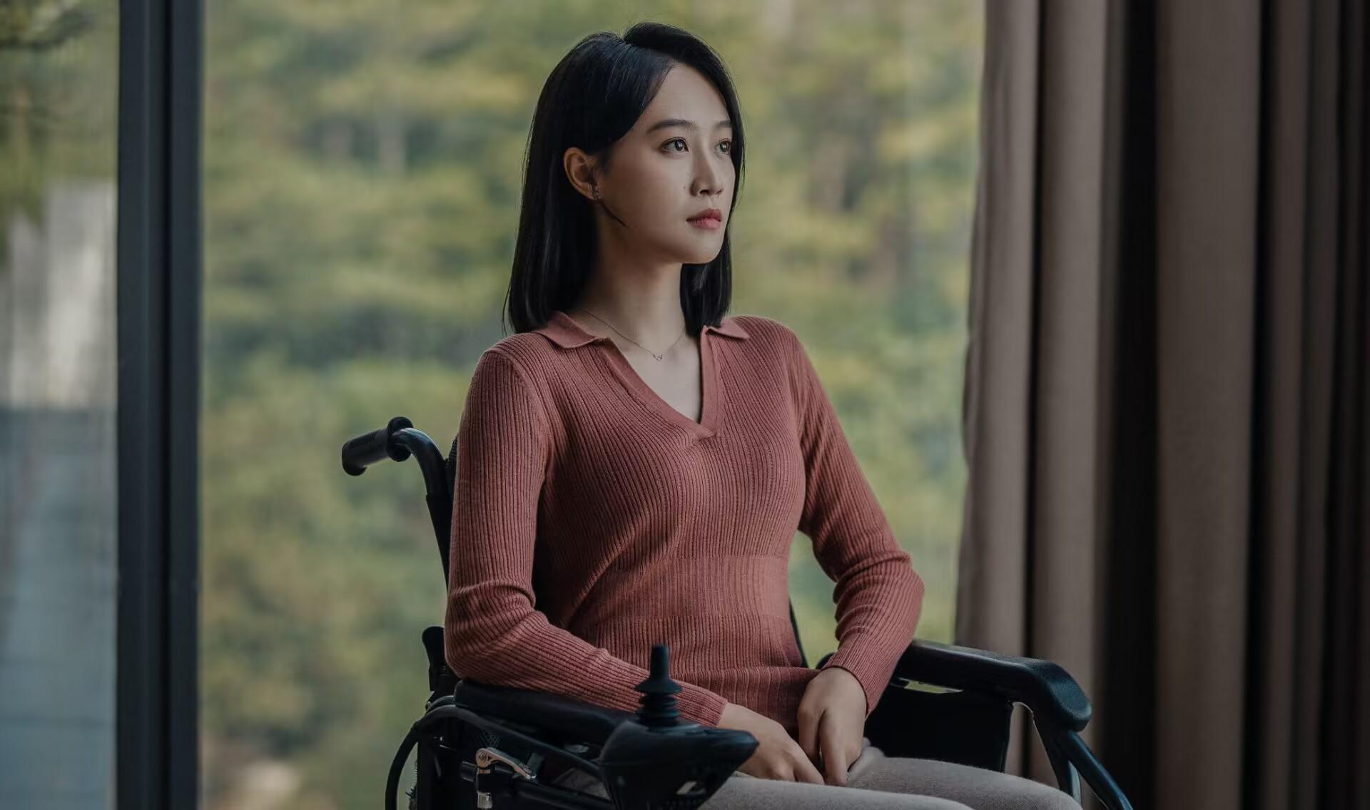 《错位》直到杨慧拿出手稿，姜光明才明白，唐寻只是目击证人