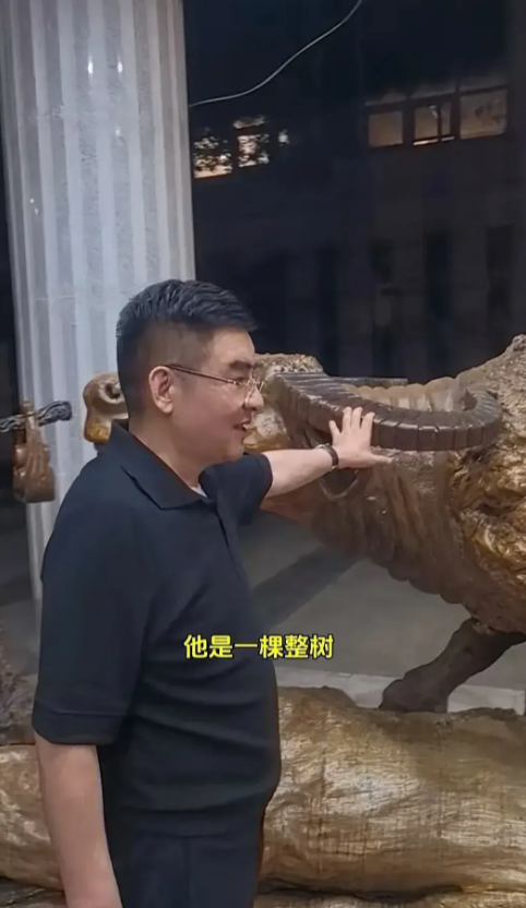 阔绰!陈光标晒千年沉香木,3块雕刻观音像值12亿,巨木量达800棵