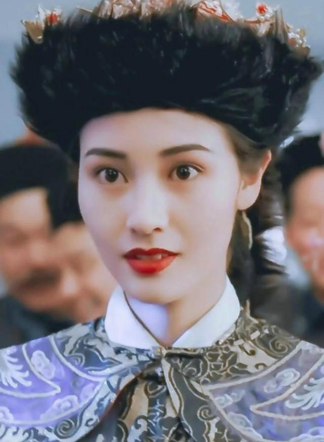 这五位明明长得“不太行”，却硬夸成美女，90年代的审美很难评