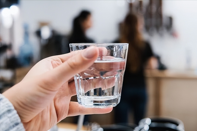 一天至少5次!48岁男子确诊肾癌晚期,医生:谁让你这样做的?