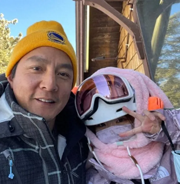 被嘲发福变老的吴彦祖,50岁又帅?回了颜值巅峰!