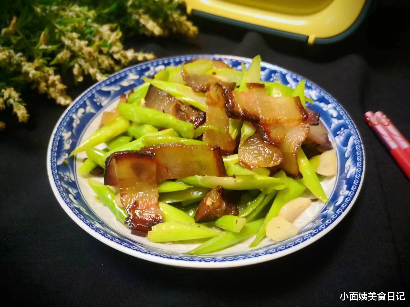 夏天这菜使劲吃,硒含量极高,清热去火降三高,别不懂吃