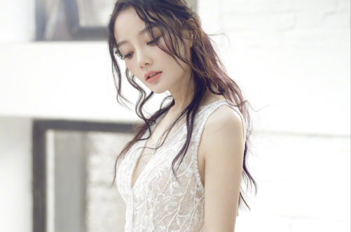 李小璐的瓜这也太大了，整个娱乐圈都比不上