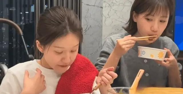 一天5个瓜，露丝复出、被爆怀孕、闺蜜翻脸，娱圈的瓜个个劲爆