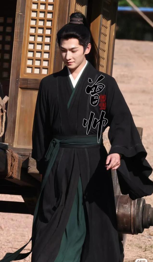 跨年来袭，美男洗牌，王一博登顶，于适9杨洋8李现7成毅6肖战第2