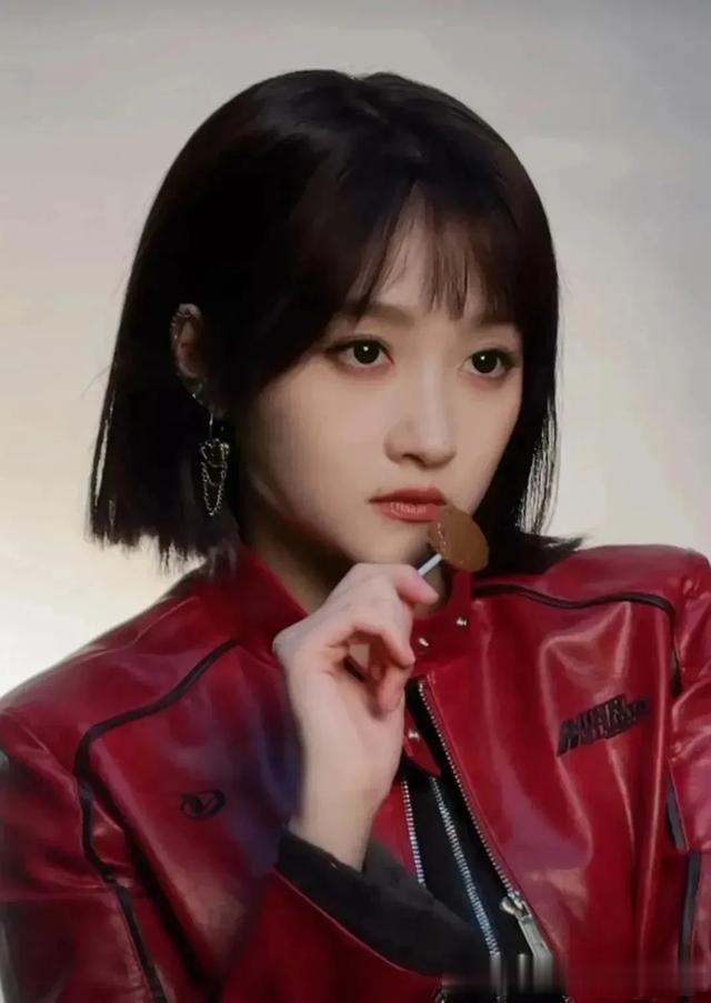 春天长发换短发,时髦有气场!