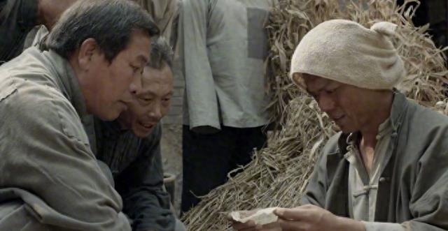 抗日神剧八路军的离谱伙食，顿顿羊肉加红烧肉，比现代人吃得还好