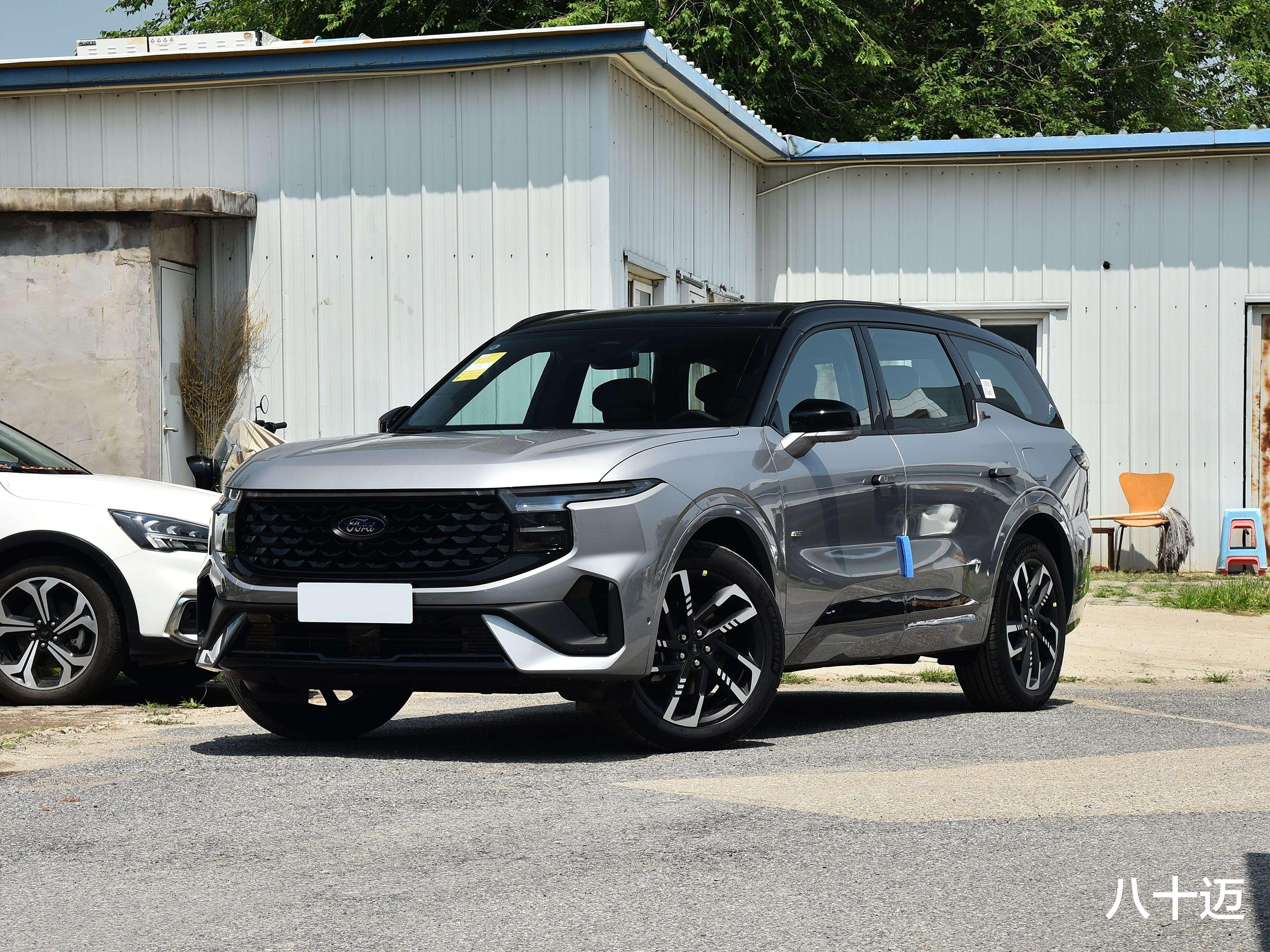 25万降至19万，美系SUV“王者”，长5米宽近2米，七座27英寸大屏