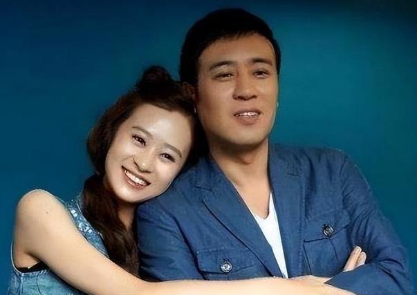 于和伟:自幼丧父,靠吃姐姐奶水长大,成名后给8个哥哥姐姐买房