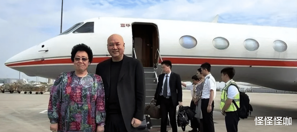 洞房花烛夜迟重瑞刚要熄灯,陈丽华:御弟哥哥莫急,咱先约法三章