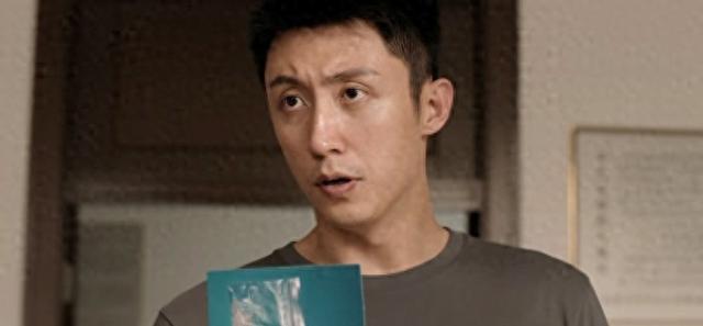 32岁黄景瑜对比28岁王子奇,老天赏饭吃与科班演技,差距一目了然