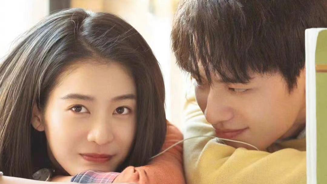 辛云来和张雪迎拥有同款图片，去年被传同居，双方感情疑似稳定