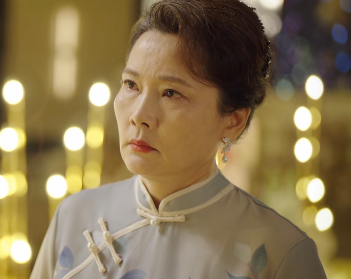 央视开播!何赛飞新剧来了!说真的,这才是当下观众最该看的国剧