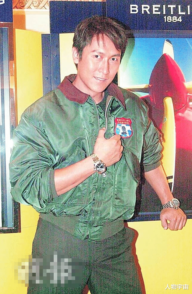 他出身贫寒高1.86米，从跑龙套演到视帝，娶博士太太儿子没爸帅气