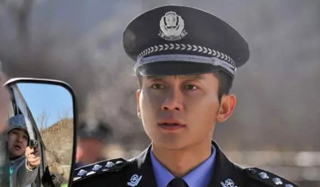 李晨宣布重大喜讯!与范爷情断5年后,地位一落千丈的他要重新起来了