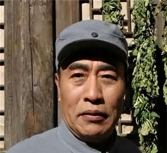 演员王伍福:一生只演朱老总,从不走穴,康克清见他后颤抖得落泪