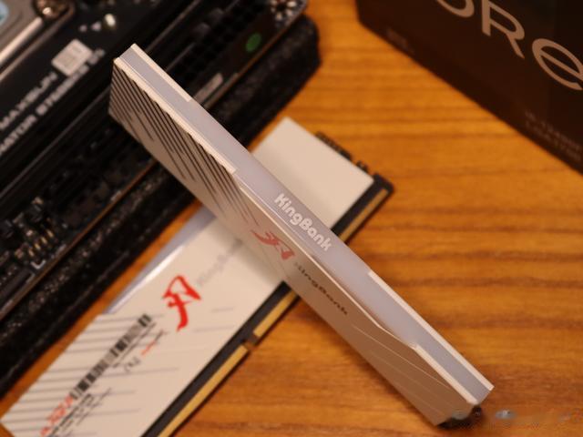 幫主竟然領(lǐng)先御三家？銘瑄終結(jié)者B760BKB D5 WIFI裝機(jī)報(bào)告