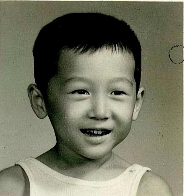 有种“整容”叫陈羽凡离婚,前妻白百何变化不大,他竟像是换个人