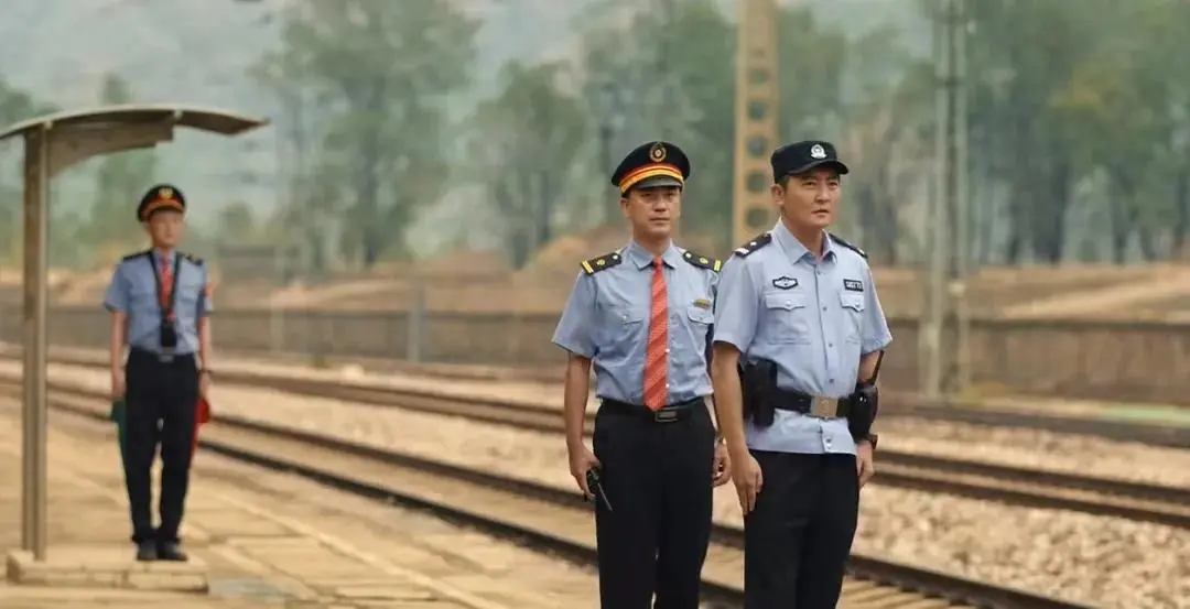 今晚首播！央视33集公安剧来袭，开年大剧出场，我要说：这剧能爆