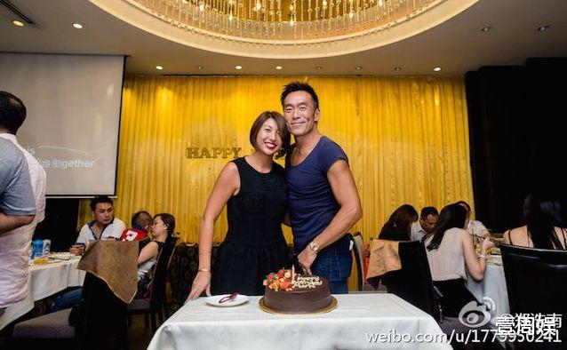 59岁郑浩南戴劳力士吃串串香，失婚2年苍老不少，曾被前妻卷走家产