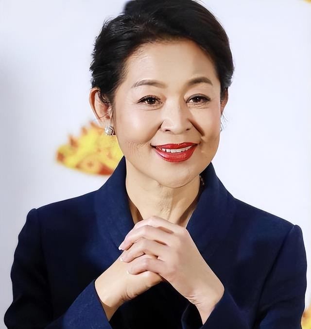 善恶终有报!64岁的“悲情”倪萍,终于活出自己的精彩人生