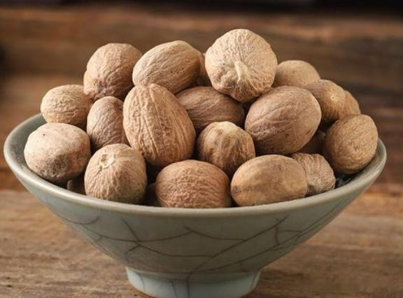 谁说牛肉难炖？关键是这5种香料，牛肉软烂出锅飘香，好吃还不柴