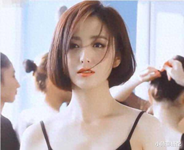 龙抬头马上到,给中年女性准备的“8”款发型,看看你适合哪种?