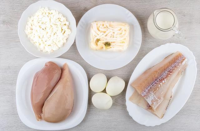 头皮老是长疙瘩和脓包,或是这3种病在求救,并非排毒,别大意