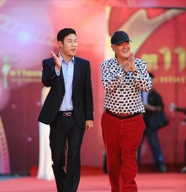 太炸裂！曝小沈阳离开本山传媒真实内幕，知情人透露师徒关系现状