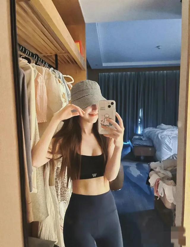 韩雪健身照引爆网络热议：当代审美，谁说了算？