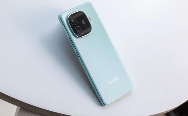 6000mAh+骁龙8sGen3,跌至1643元,高性价比旗舰越来越香