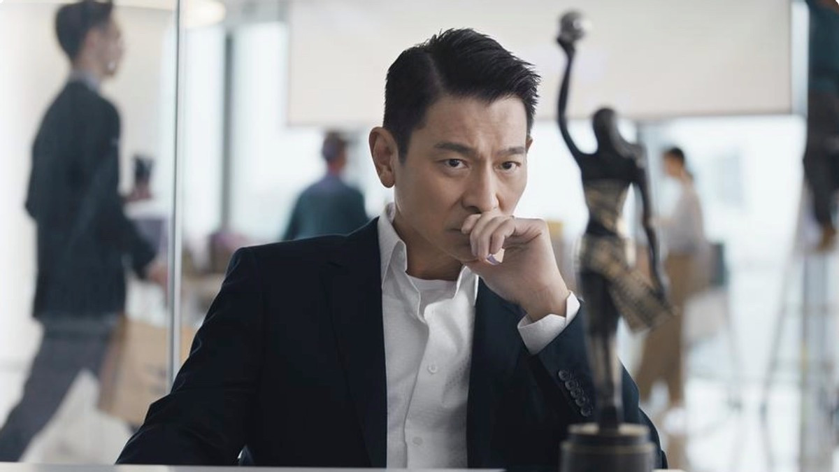 《红毯先生》被央视点名，不是夸是批评，言辞直戳片方肺管子