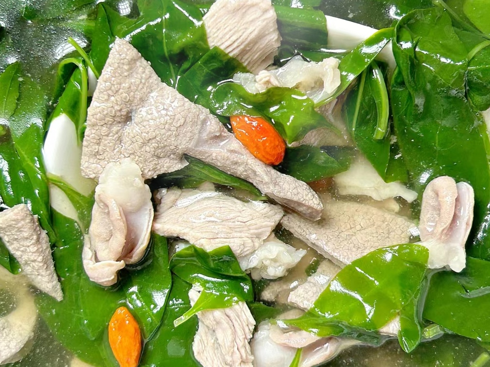 阳春三月蔬菜鲜,建议大家多吃八道春菜美食,顺应时节强身又健体