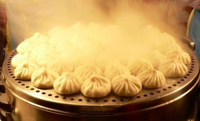 一笼包子280元，一碟花生米58元，狗不理包子现成了人不理