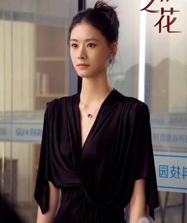 短剧圈高颜值女主:王格格垫底 赵夕汐3 马秋元6 孟娜8 ,你说谁最美