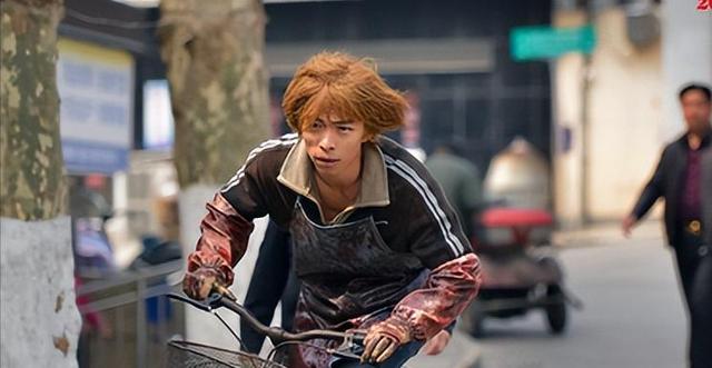 央视又甩出“黑马”剧！上线1天全国收视率第一，剧情越看越上瘾