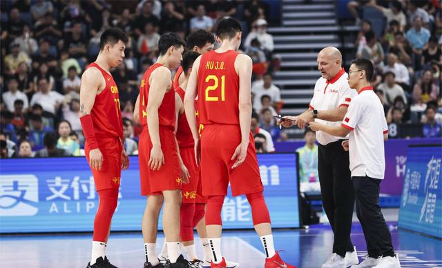 中国男篮集结后仍显亚洲二流，青训改革与职业道德重塑刻不容缓