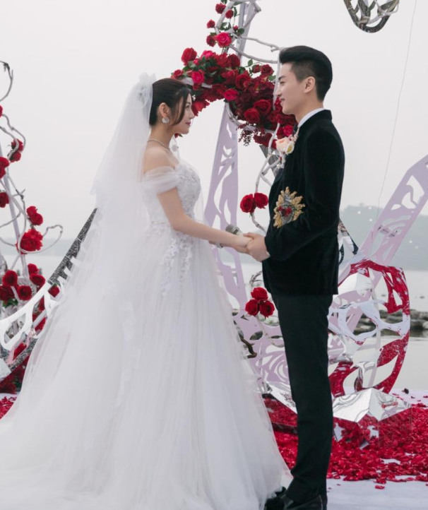 拔出萝卜带出泥!卓伟爆料陈晓孩子都不要,赵丽颖果然没说错