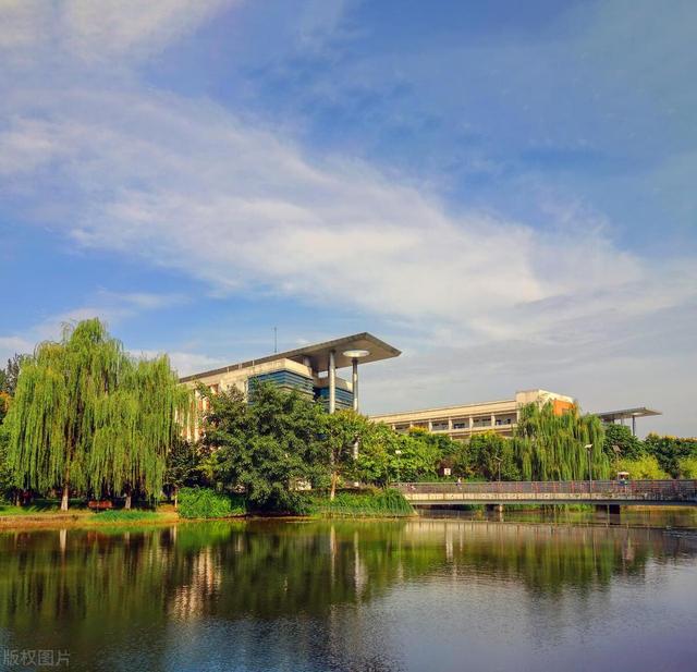 上民办高中好还是职高好?