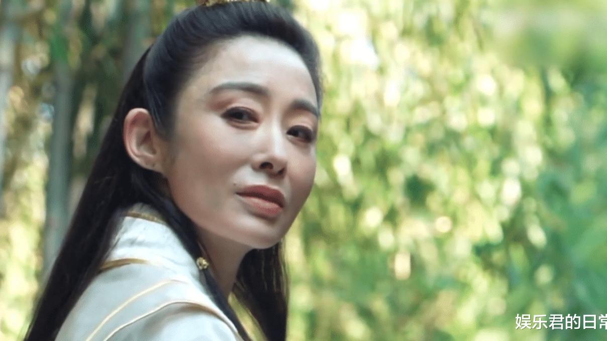 53岁张敏息影15年复出，再扮赵敏容貌大变，生图皮肤松弛满脸憔悴