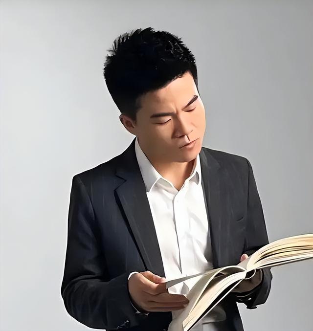 陈建斌缺席与辉同行新疆行，董宇辉离开俞敏洪的后遗症开始显现