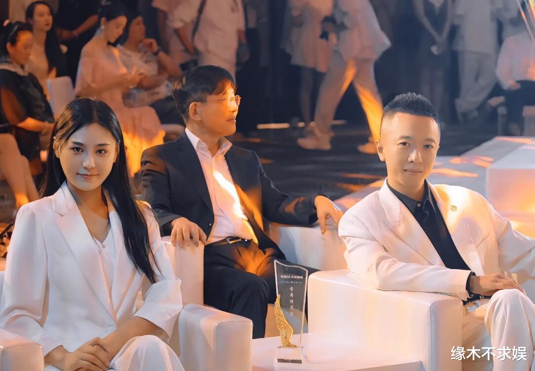 代勇发长文回应“下跪门”,曝光和樊小慧恩怨始末,舆论彻底反转