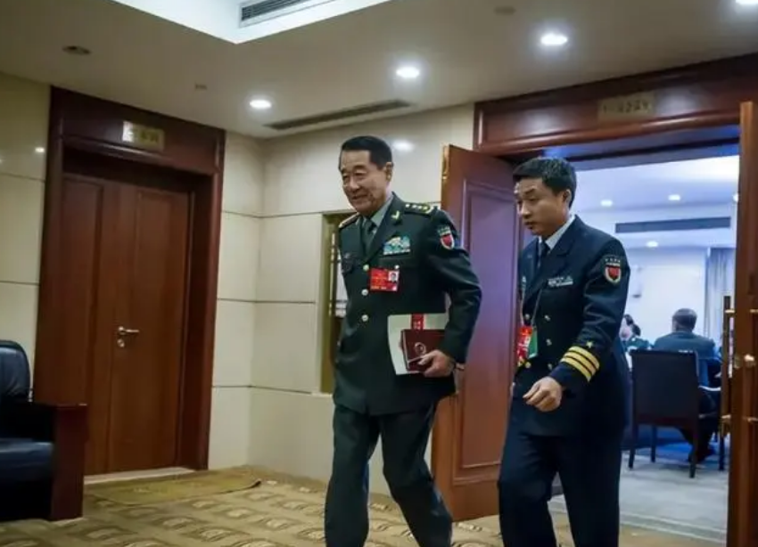 杨尚昆去世前多次告诉家人:千万别让刘源过来!他为何要这样做?