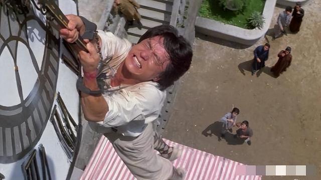 德不配位!用30多个替身、骑马都骑人脖子,他们凭啥拿天价片酬?