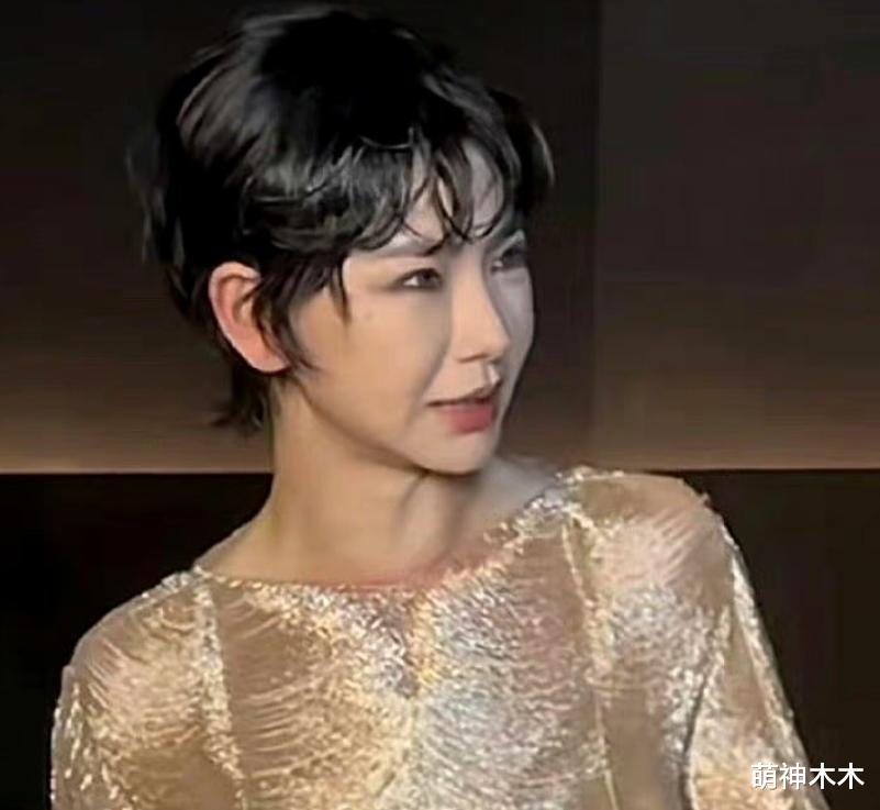 过完年，内娱明星又变样，刘诗诗歪嘴杨紫成熟，图揭颜值变迁史