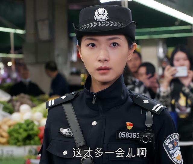同样是演女警察，把万茜和马伊琍放一起看，差距一目了然！