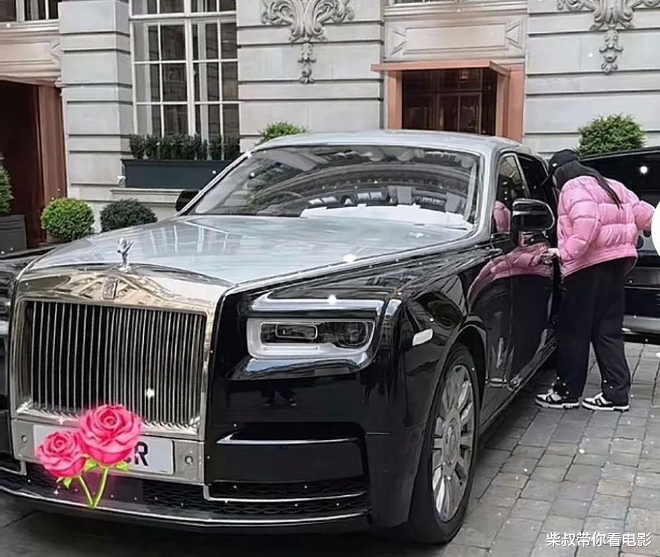 关于15岁王诗龄拥有劳斯莱斯这件事！