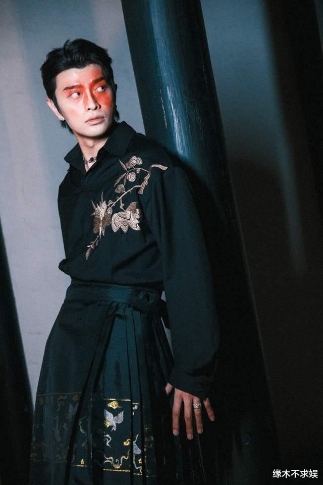 说唱圈再曝丑闻！多位女生控诉被满舒克感染HPV，聊天记录信息量大