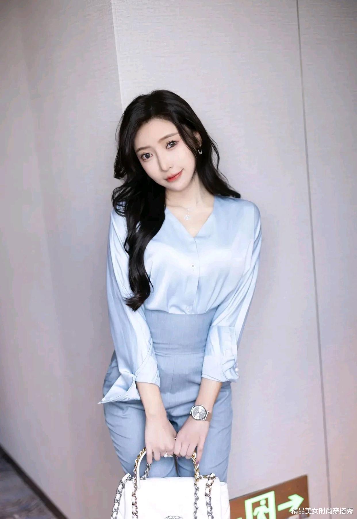 职场达人推崇的V领丝质衬衫与高腰西裤组合，优雅气质尽显！